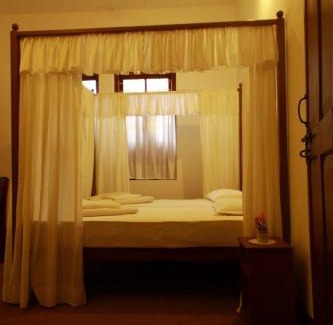 Maraiyur Cama Y Desayuno | Cure Monastery Family Resort