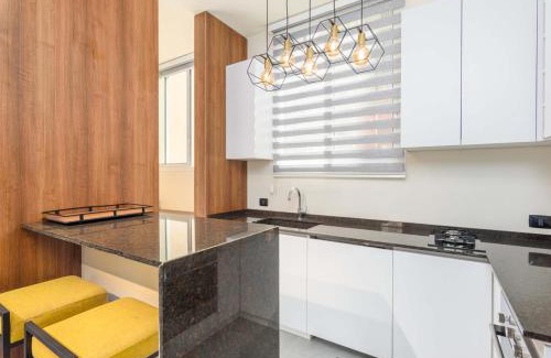 Gemmayzeh Apartamento | Curl 2-Bedroom Apartment in Gemmayzeh