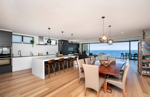 Freshwater Casa | Curly Luxe - Agua dulce, Nueva Gales del Sur