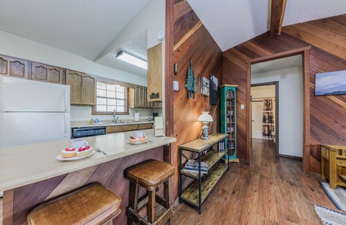 Ruidoso Cabina | Curly Pine Cabin