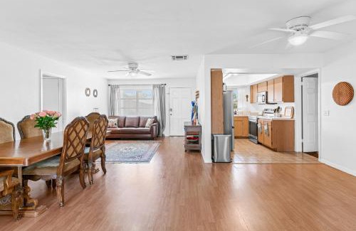 Clearwater Casa | Curly Sunshine Clearwater