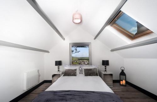 Riverstick Casa | Curragh House Lodges