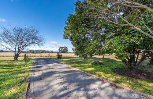 Springside Casa | 'Currawong' - Gorgeous Country Cottage