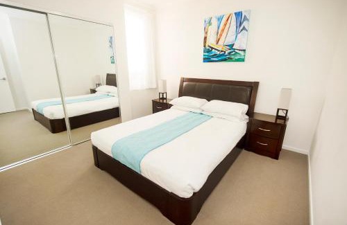 Gladstone Apartamento | Curtis Central Apartments Official