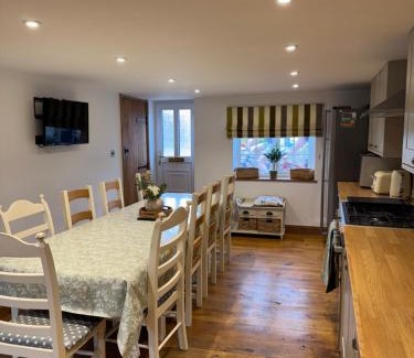 West Runton Casa | Custard Cottage West Runton Special 1 bedroom rate for couples