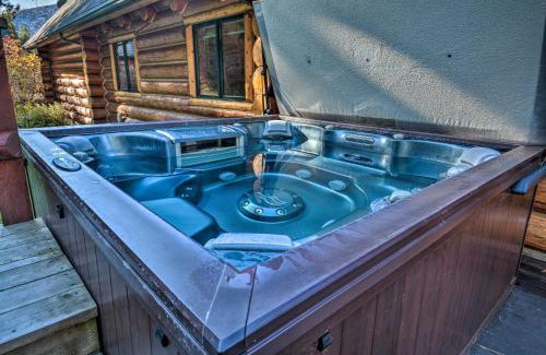 Conner Casa | Custom Bitterroot Valley Cabin with Hot Tub and Views!