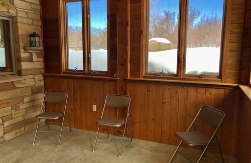 Mesa Casa | Custom log house located on the Grand Mesa one mile from Powderhorn Ski Resort.