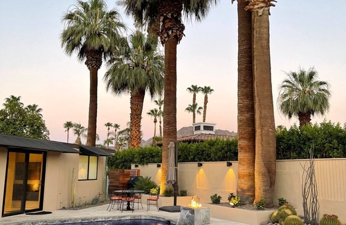 Rancho Palmeras Casa | Custom, one of a kind Roofline, Mid Century Gem with in Rancho Palmeras Estates.