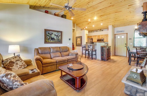 Torreon Cabina | Custom Show Low Home con garaje en Torreon Golf Club