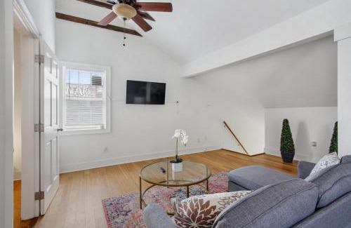 South 7th Ward Apartamento | Cute 1bed 1bath 4block French Q near Bourbon St and Jazz venues