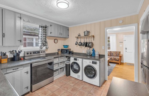 Spartanburg Casa | Cute 3/1 Bungalow Close to Downtown
