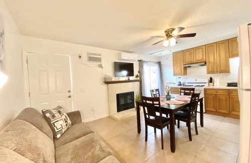 Riverside Apartamento | Cute 3 BR Condo W/Pool Access Near UC Riverside