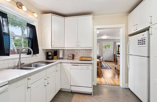 Hood River Casa | LINDO y CÓMODO, en una ubicación pintoresca, apto para perros