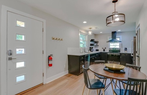 Franklin Casa | Cute And Cozy - Historic Franklin Quadplex
