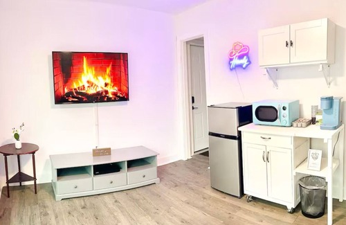 Windsor Hills Apartamento | Cute And Cozy Modern Guesthouse
