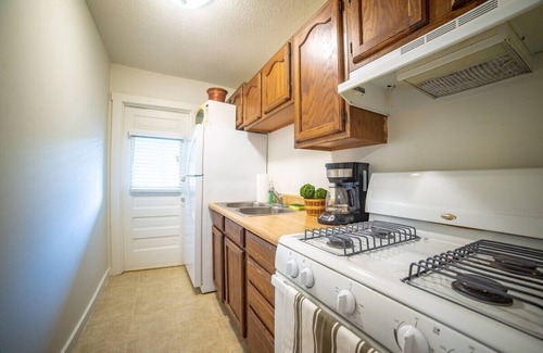 Southmoreland Condominio | Cute And Cozy, Private and Quiet. Central KC