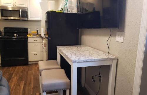 Tampa Heights Casa | Cute and Cozy Studio