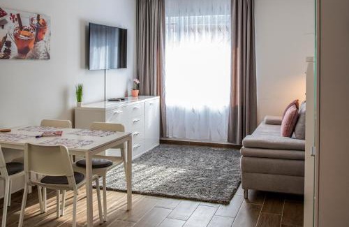 Pecs Apartamento | Cute apartman- free parking