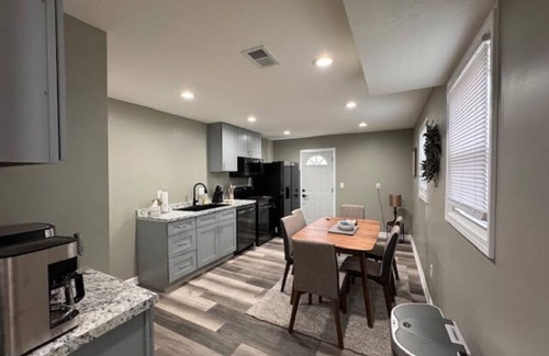 Olathe Apartamento | Cute apartment in Downton Olathe