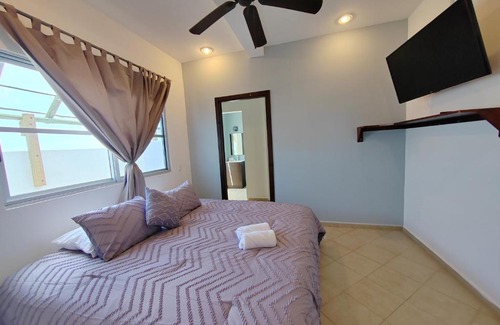 Luis Donaldo Colosio Apartamento | Cute Apt In Playa Steps from Beach Private Terrace & Pool By Yeah