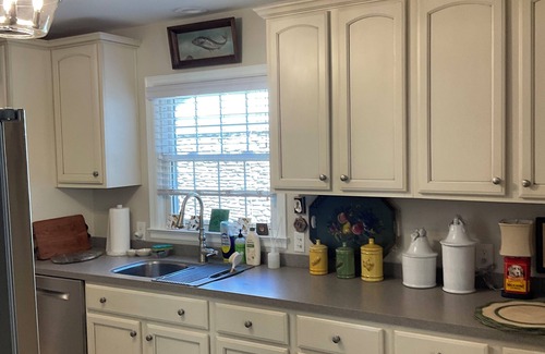Fairway Casa | Cute bungalow located in the Fairwood neighborhood of Lexington. #15081244-1
