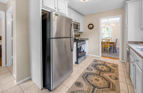 Fairway Casa | Cute bungalow located in the Fairwood neighborhood of Lexington. #15081244-1