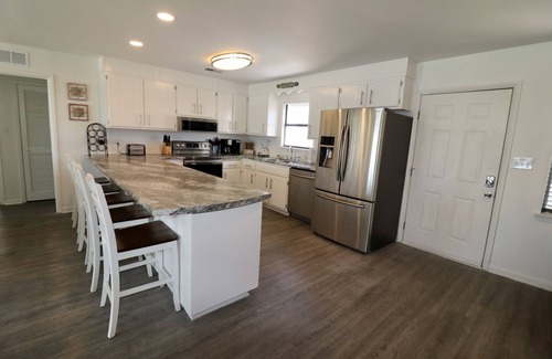 Surf Side Shores Casa | Cute Bungalow w/small pool! Absolutely Beach Front!