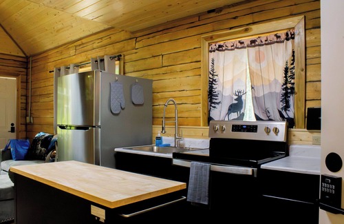 Fishhook Cabina | Cute Cabin Near Hatcher Pass