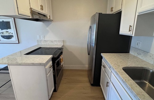 Olde Carlsbad Condominio | Cute Carlsbad Condo! 2 Miles to the Beach and Village