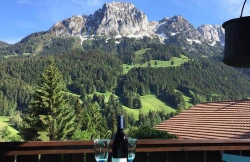Rougemont Chalet De Esquí | Cute Chalet with Breathtaking Views