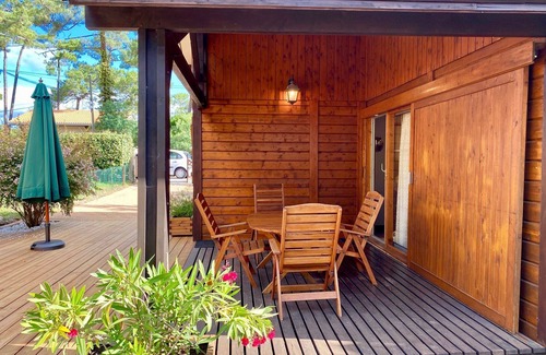 Lacanau-Ocean Chalet De Esquí | Bonito chalet con jardín, en una playa ideal y en el centro.