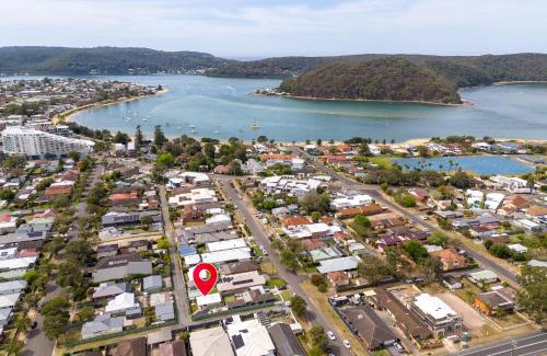 Ettalong Beach Casa | Cute Coastal 2-Bedroom Getaway