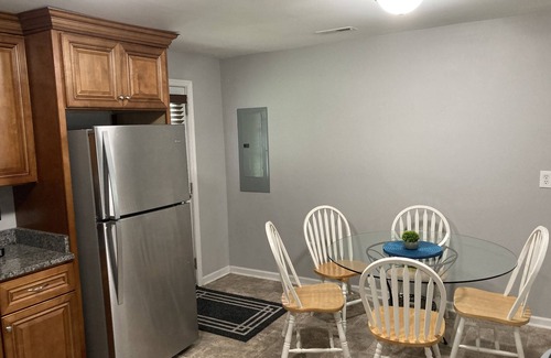 Stonehouse Casa | Cute Country Stay! Convenient to Williamsburg!