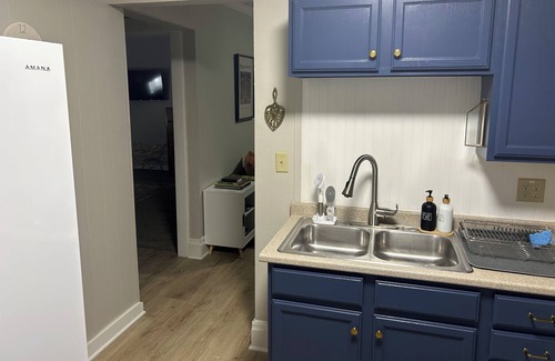 Boone Apartamento | Cute downtown Boone apartment - arts and crafts style.
