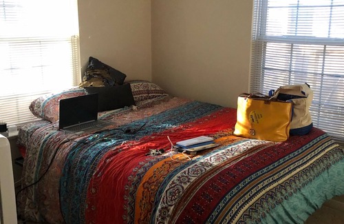 North Loop Cabaña | Cute Historic home in Austin