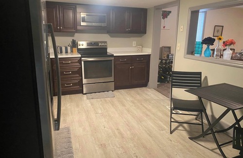 Florence Casa | Cute Home in Downtown Florence - 4 BR, 2 BA, WiFi, Pet Friendly!