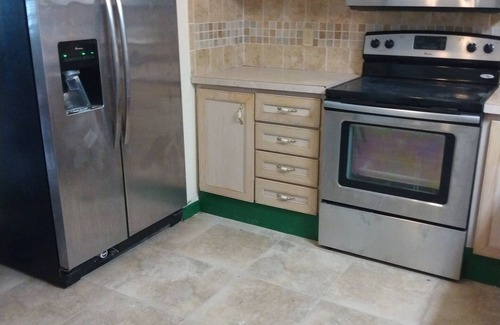 Fellowship Casa | Cute house good neighborhood 6 miles from WEC fenced yard and plenty parking
