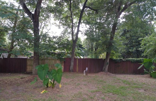 Fellowship Casa | Cute house good neighborhood 6 miles from WEC fenced yard and plenty parking