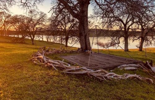 Wheatland Otro | Cute, Lakeside Glamping Bell Tent #2, Wheatland, California