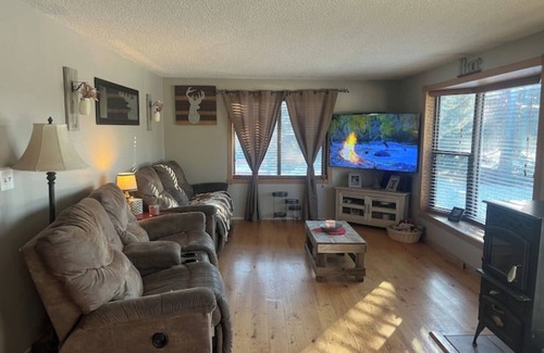 Hayward Casa | Cute little city home