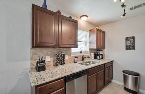 South Arlington Casa | Cute Mansfield 3bedroom Home for your comfy stay!