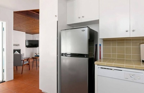 Hollywood Beach Casa | Cute Mid-Century Beach Side Bungalow | Beachside