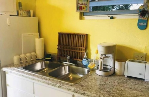 Quemados Casa | Cute n Cozy Apartment Near the Beach!