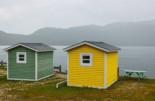 Glenburnie-Birchy Head-Shoal Brook Alquiler De RV | Lindos y pintorescos grupos de camping frente al mar en el Parque Nacional Gros Morne