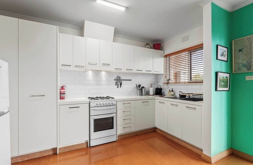 Newtown Apartamento | Cute Retro Gem Summar
