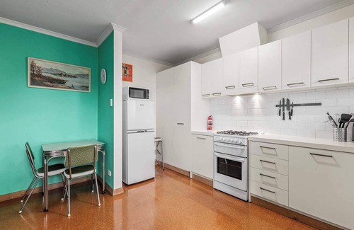 Newtown Apartamento | Cute Retro Gem Summar