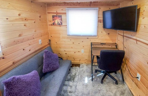 Cottonwood Casa | Cute Sedona Green-Certified Cedar Tiny Home