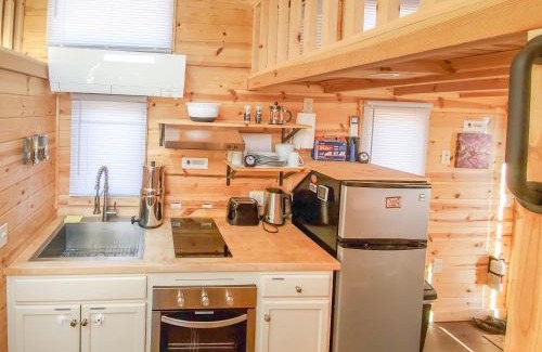 Cottonwood Casa | Cute Sedona Green-Certified Cedar Tiny Home