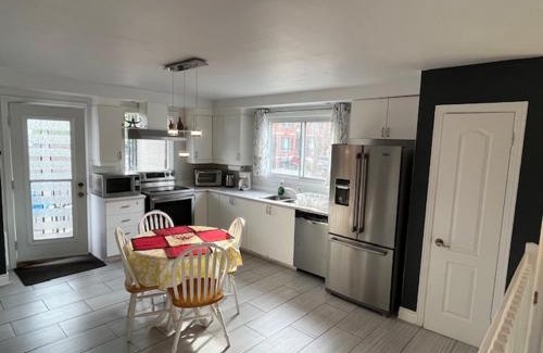 Longue-Pointe Apartamento | Cute & Spacious 2 BDR condo
