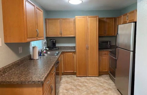 Anona Condominio | Cute, spacious 2 BR 2 Full BA condo minutes from the beaches